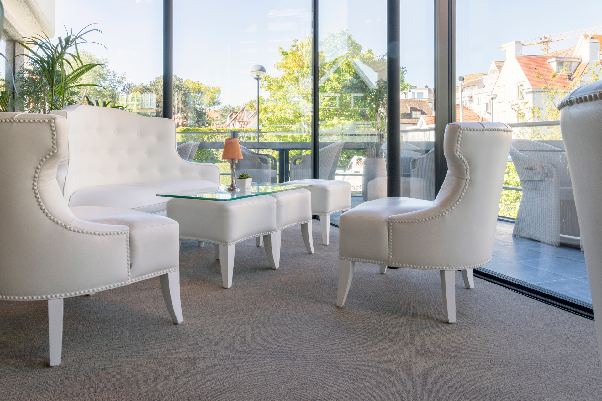 Juno • Hotel Lugano - Belgium