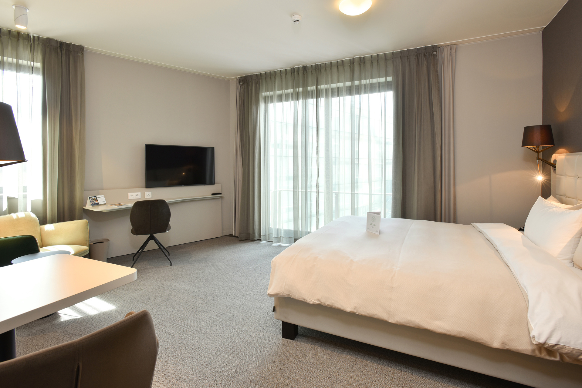 Arid - Morion Brown • Martin's Agora City Resort - Belgium