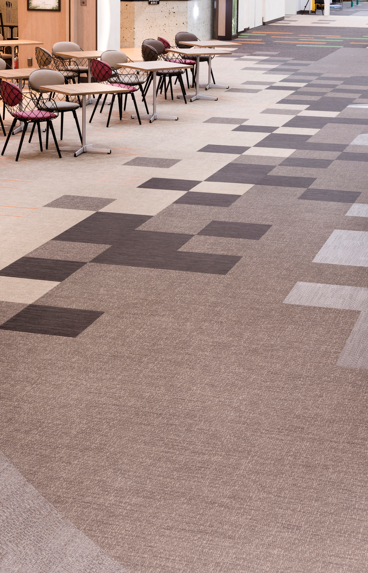 Morion Brown - Moonrock - Orion - Nebula - Moonrock Orange • Nishinomiya Gardens - Japan