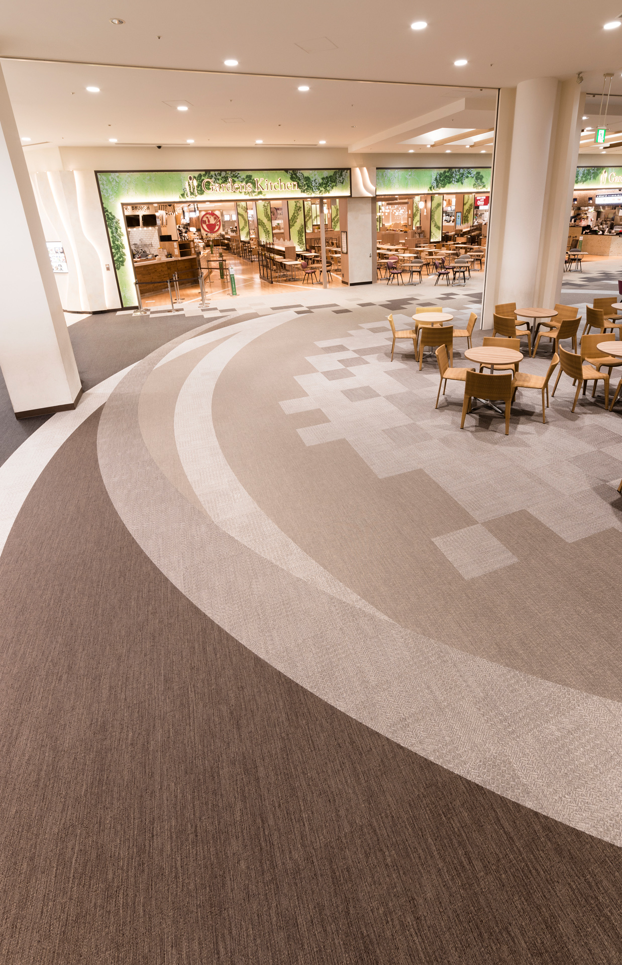 Morion Brown - Moonrock - Orion - Nebula - Moonrock Orange • Nishinomiya Gardens - Japan