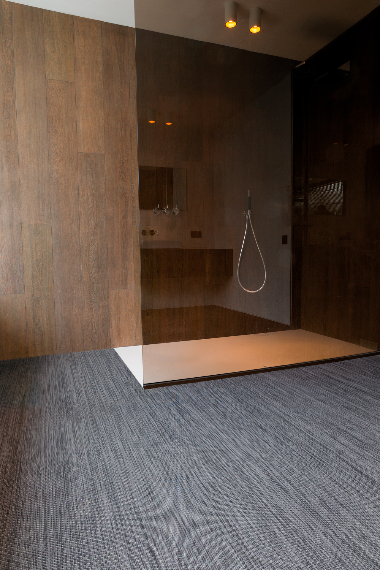 Iron • Adins - Van Looveren Architecten - Belgium