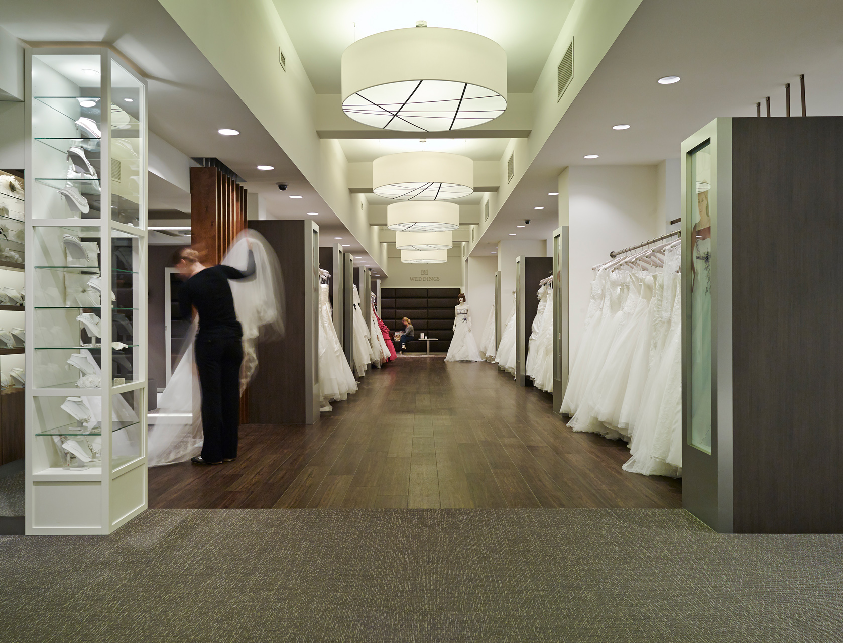 Juno • Weddings - Bridal boutique - Netherlands