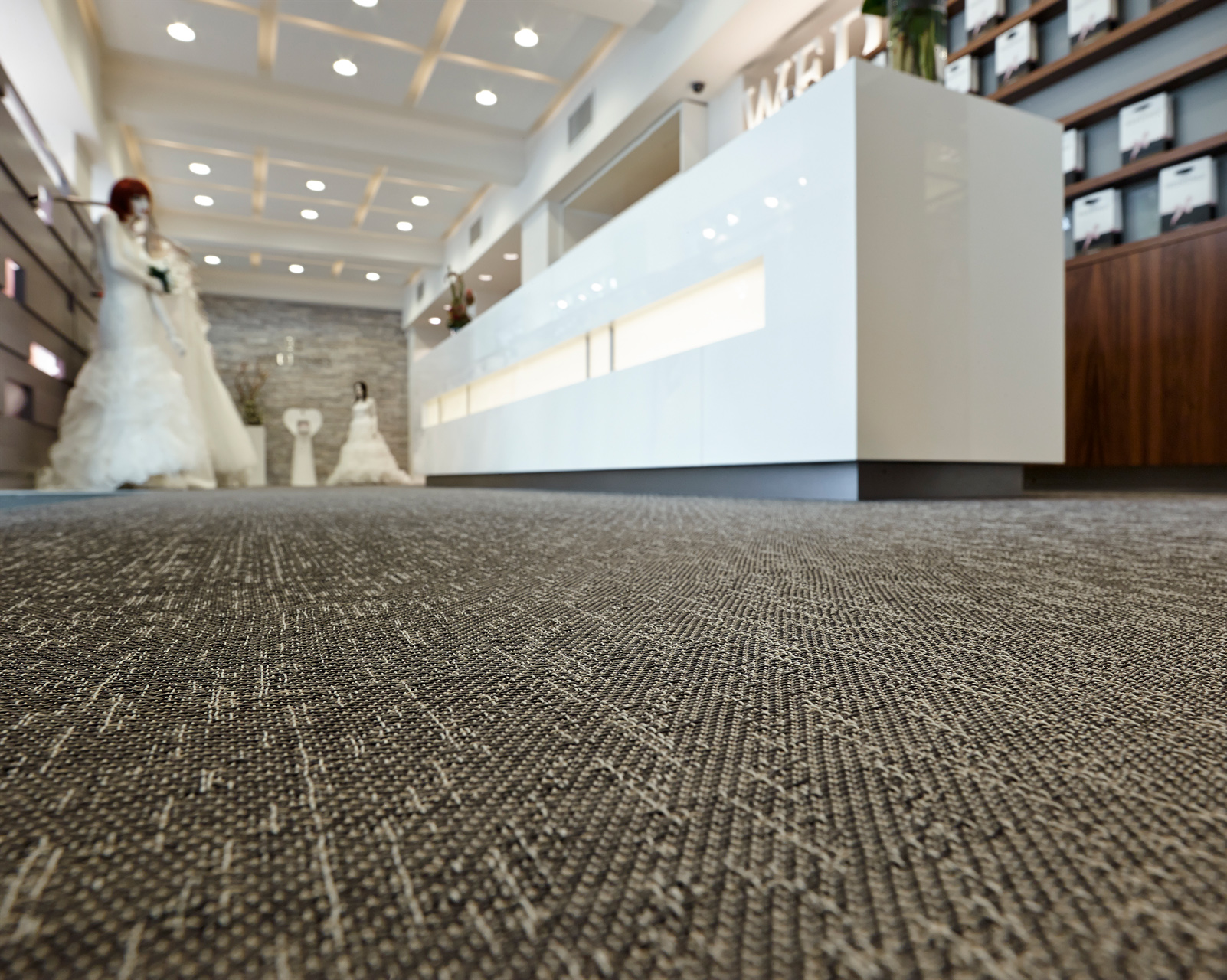 Juno • Weddings - Bridal boutique - Netherlands