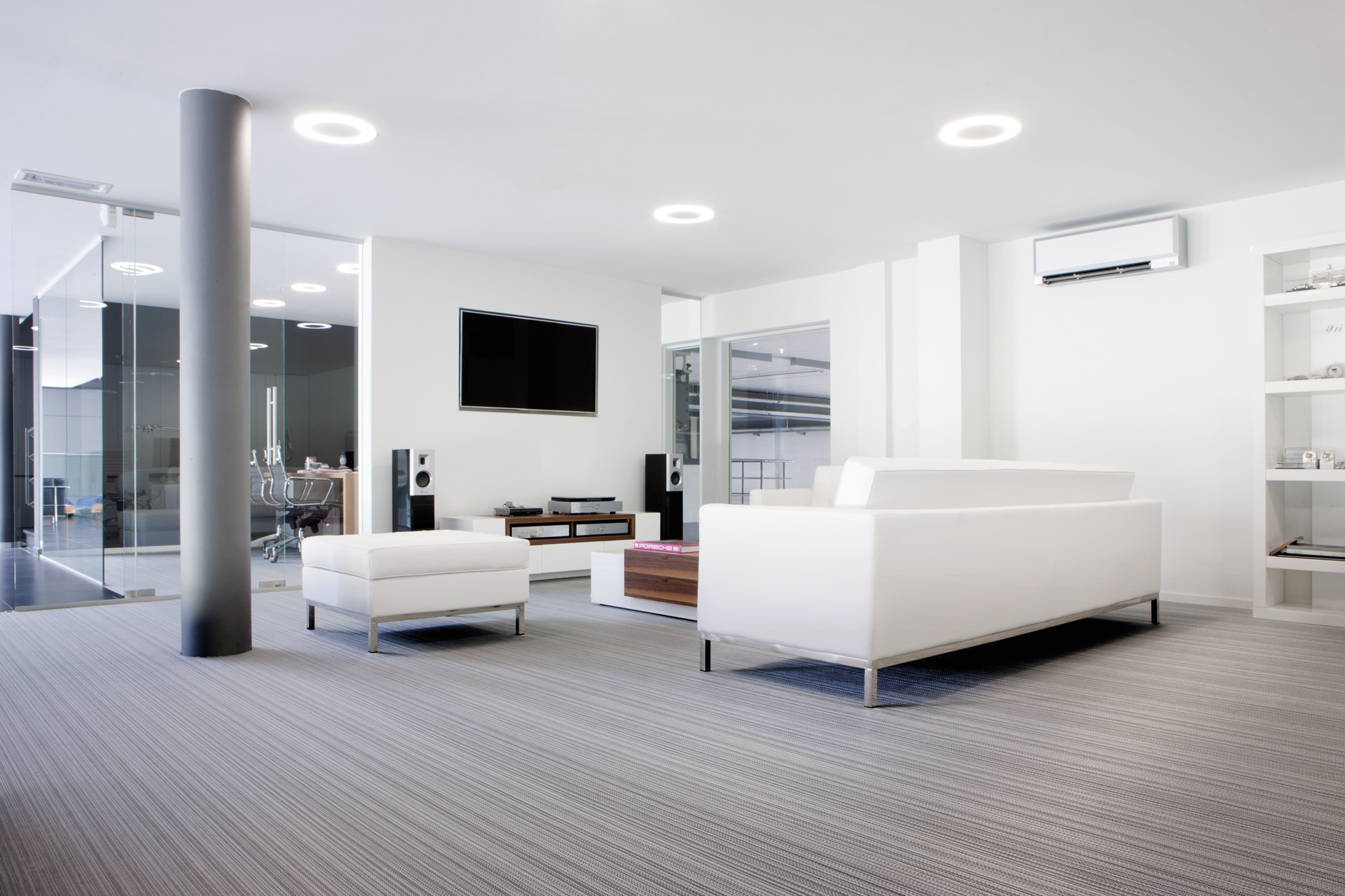 Diamond • Porsche Center - Belgium