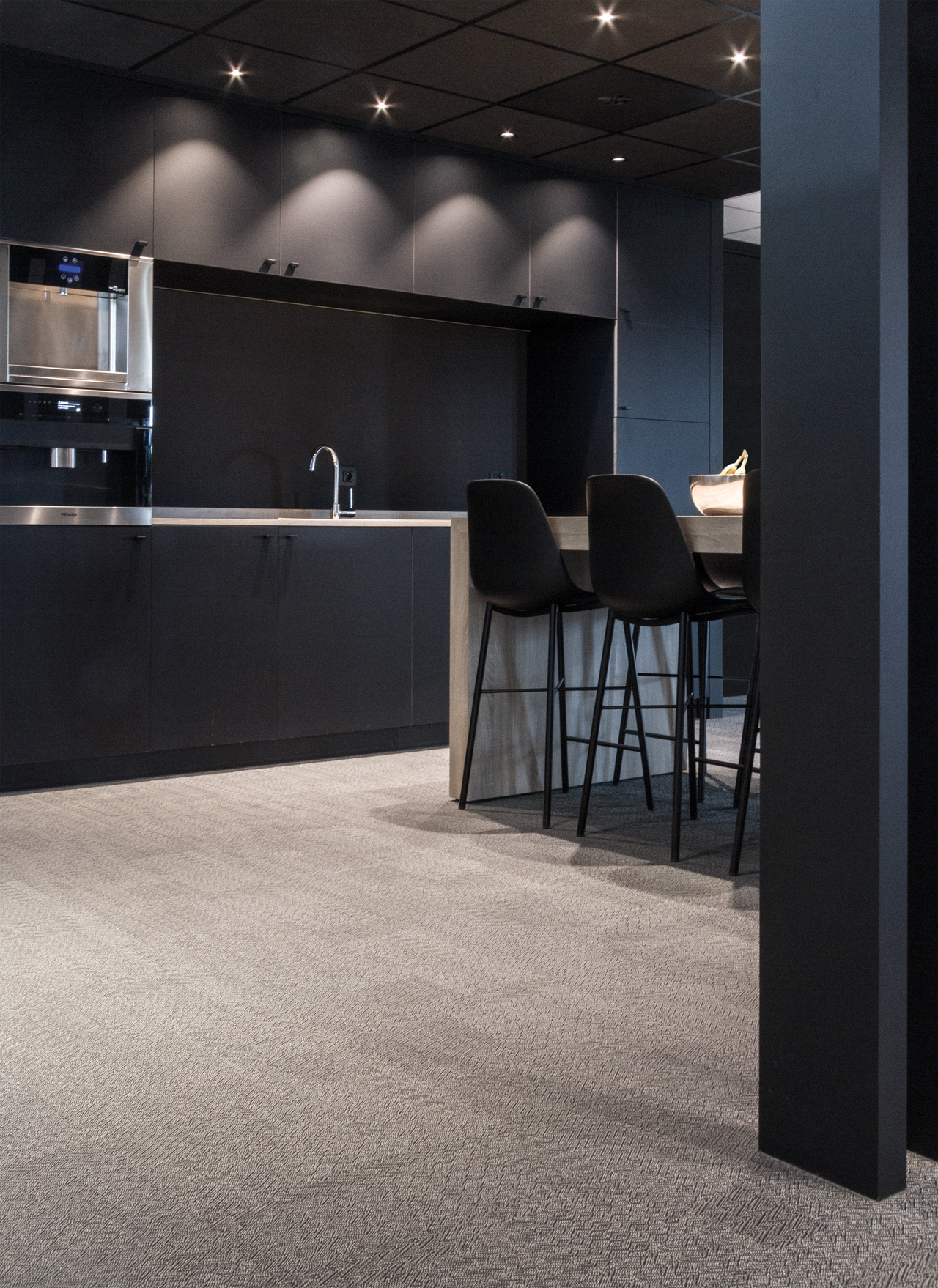 Magnetite Grey • DEI - Belgium