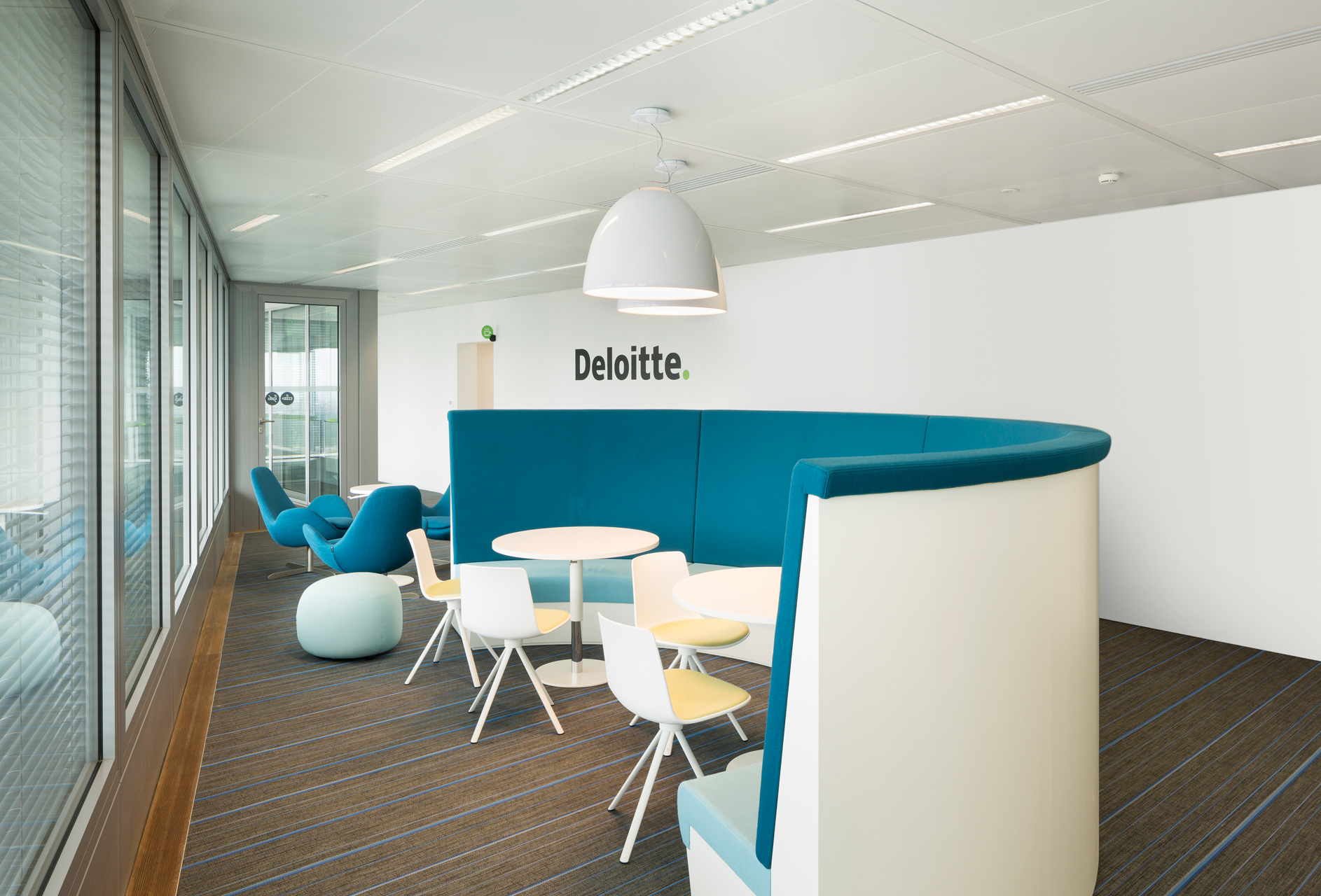 Flint Blue • Deloitte - France