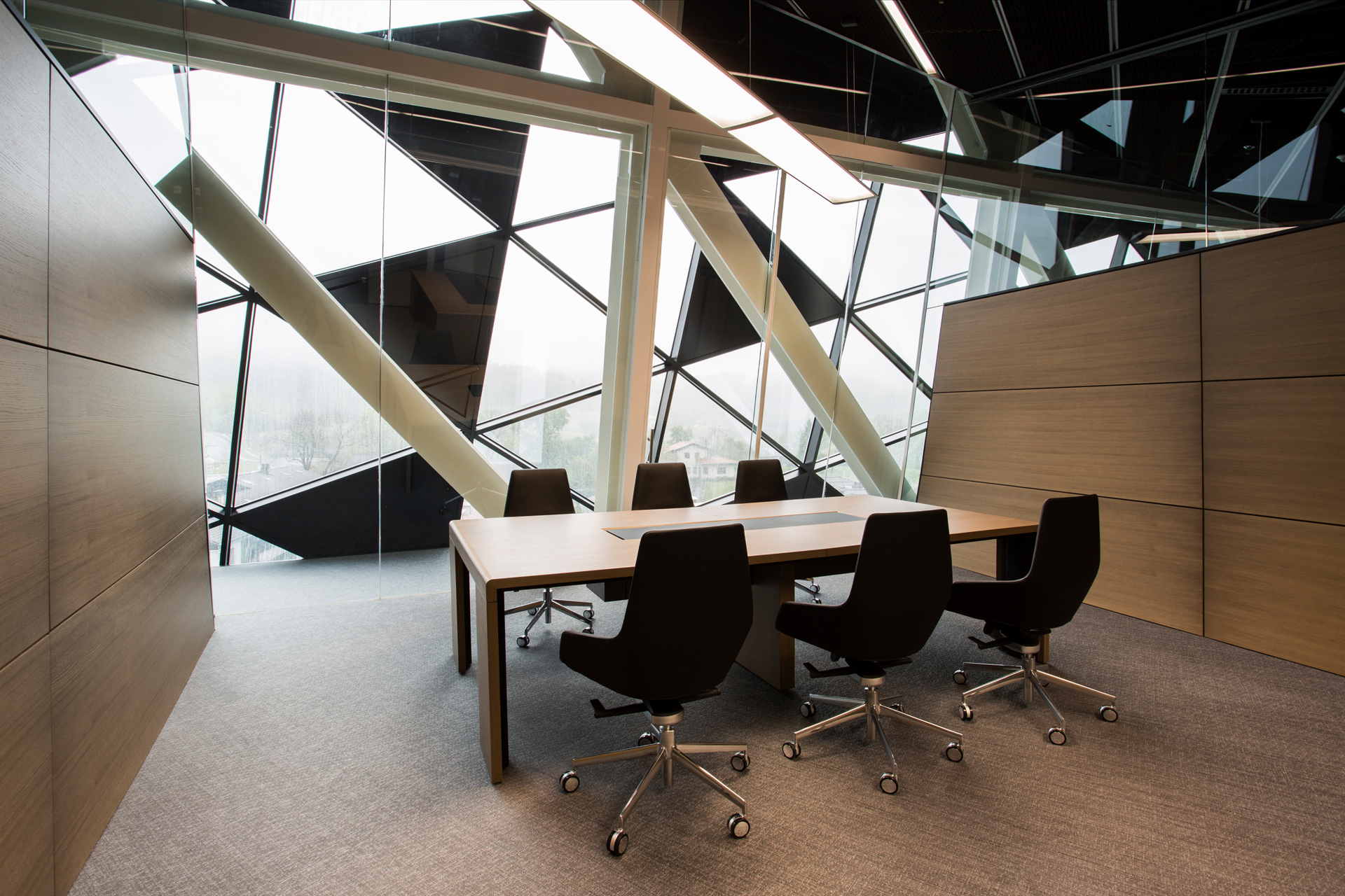 Diamond - Coffee Bean - Planet - Eclipse • Orona - Spain