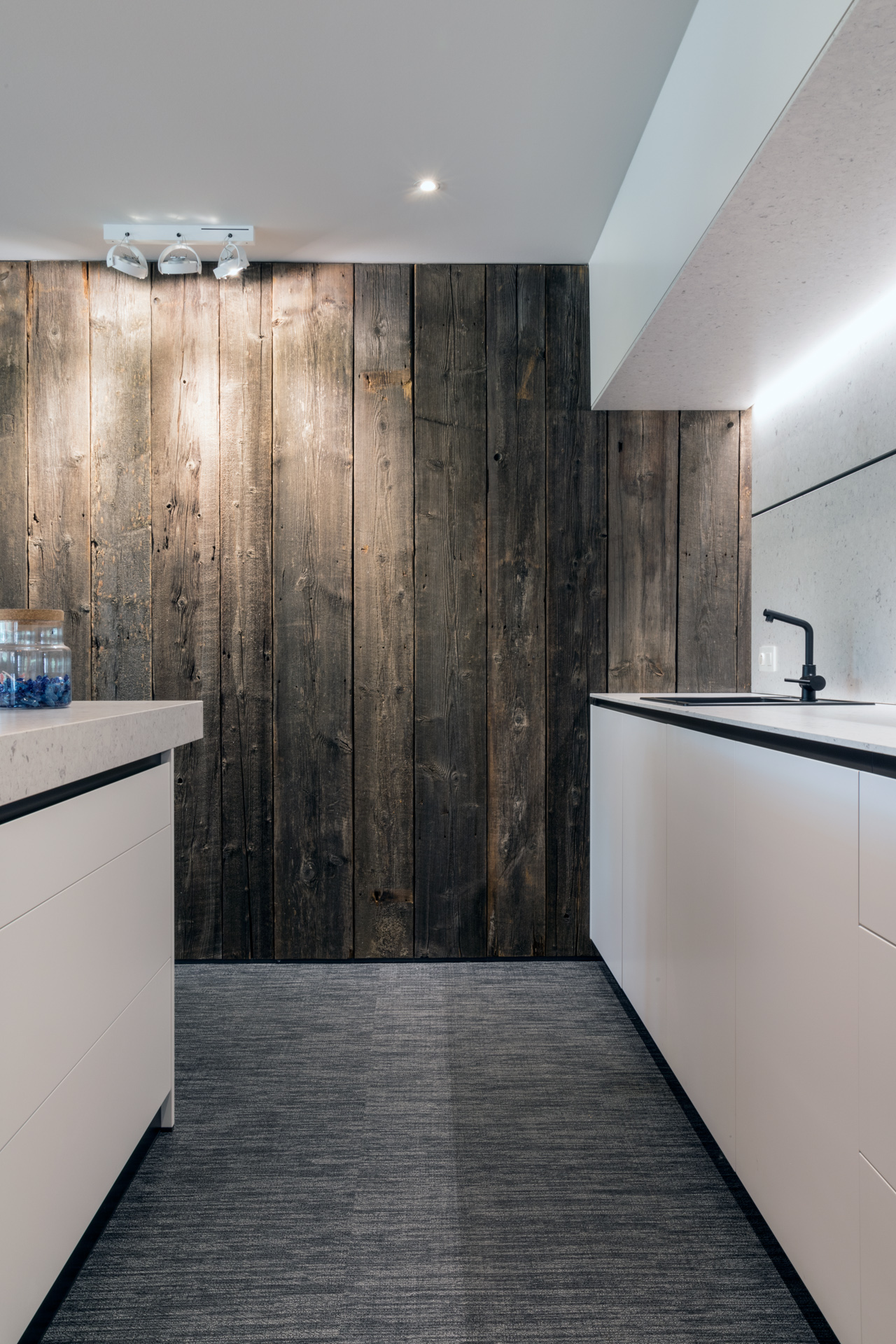 Obsidian Black • Pure Pharma - Belgium