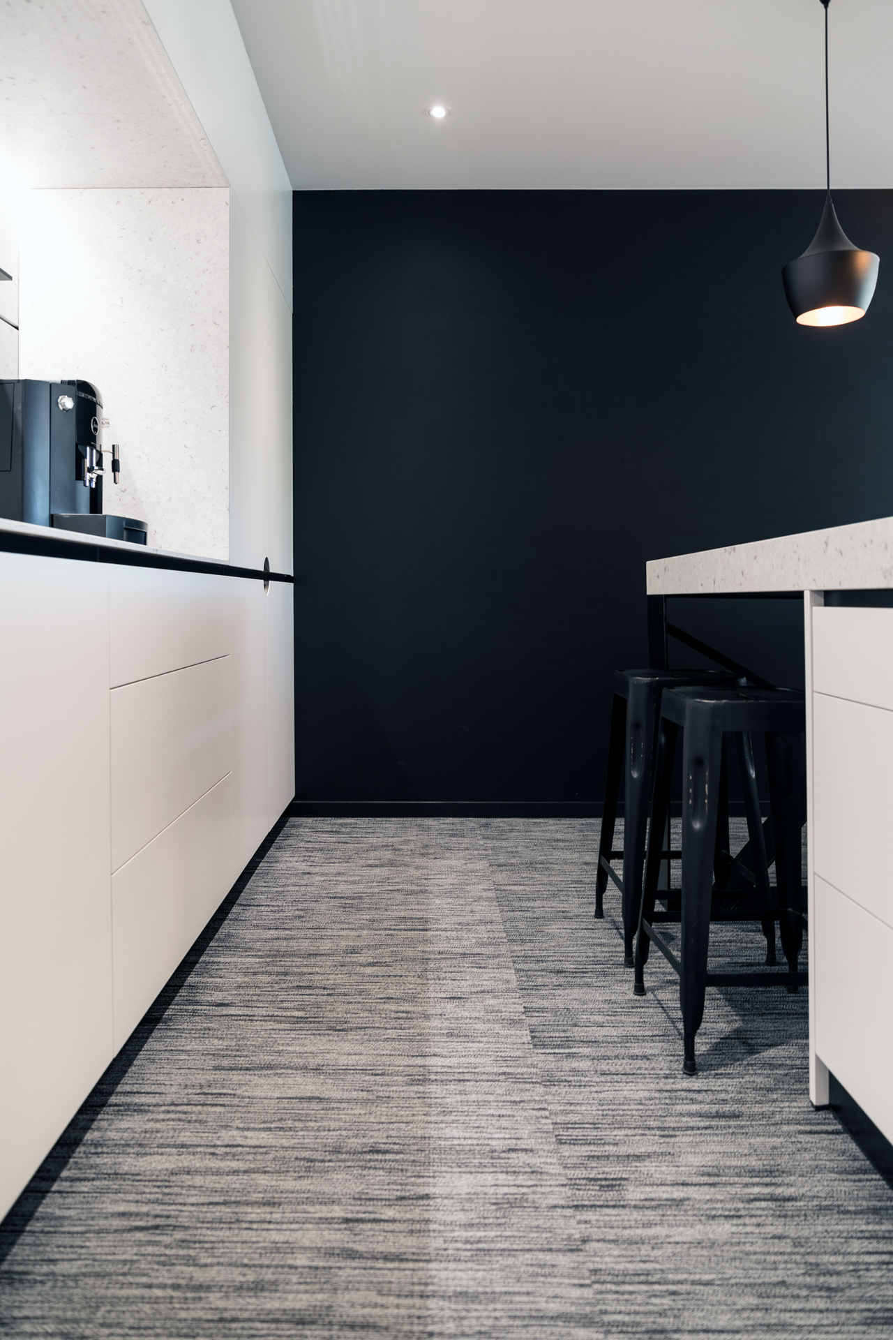 Obsidian Black • Pure Pharma - Belgium